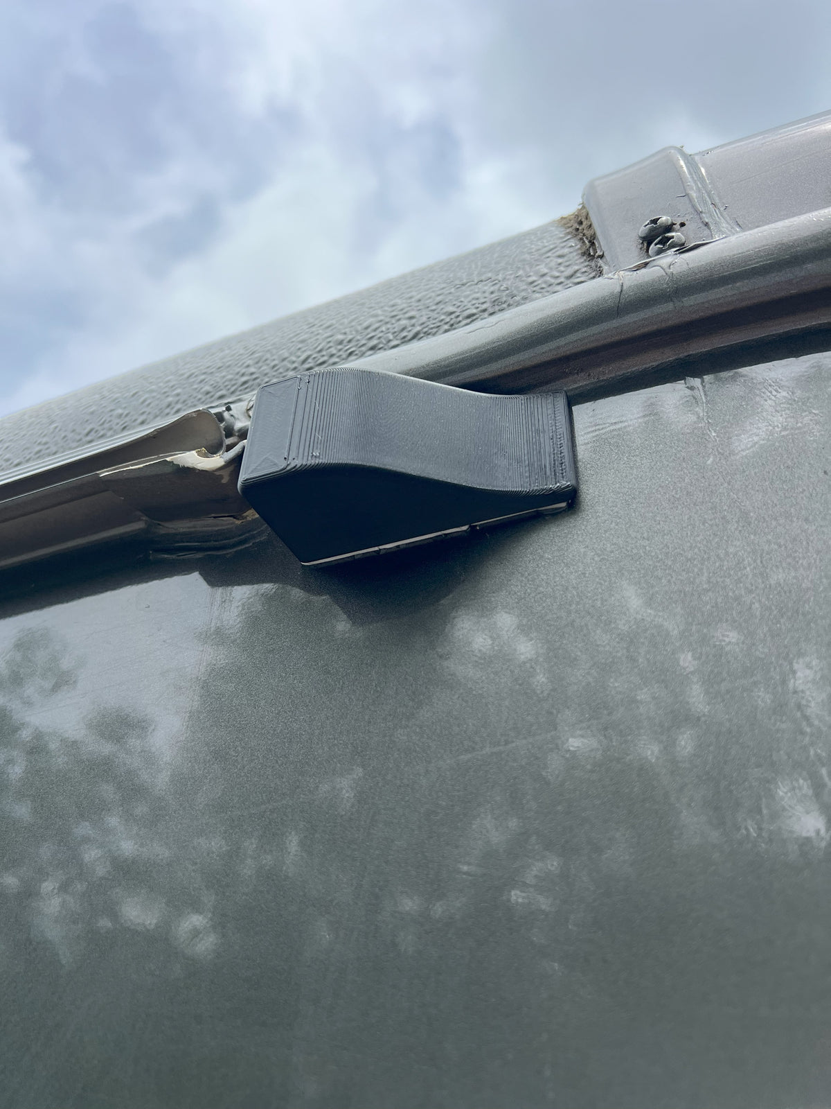 Drip Rail Deflector