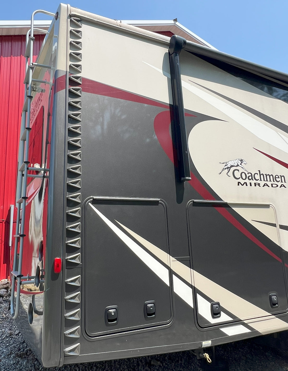 Vortex Generators for reducing wind drag on RVs, Trucks, and Trailers